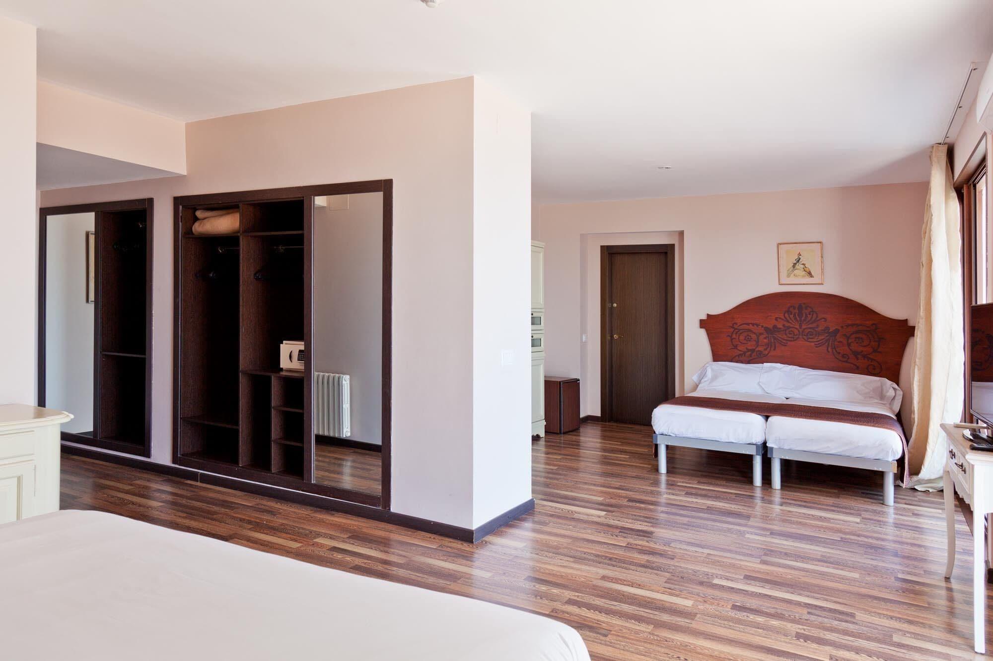 Hotel Roger De Flor By Seleqtta Lloret de Mar Ngoại thất bức ảnh
